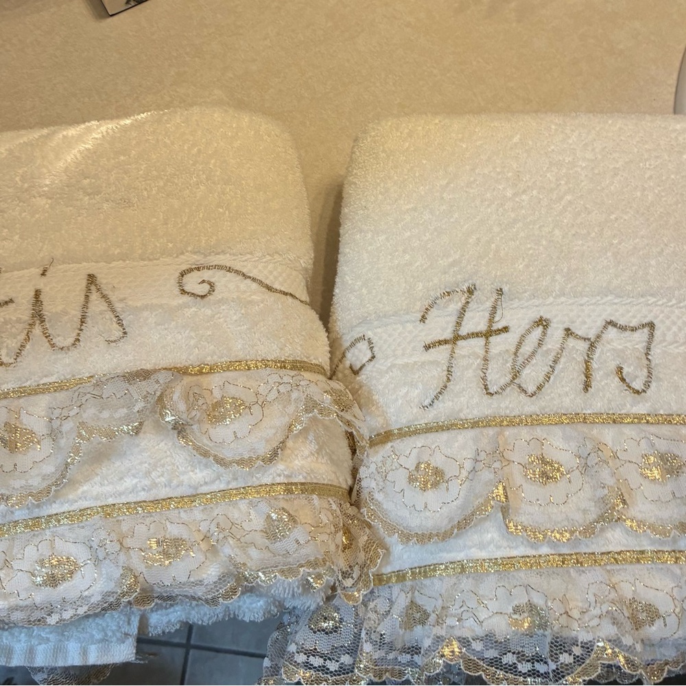 Elegant White and Gold 'His & Hers' Towel Set